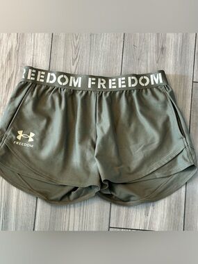 Under Armour Freedom Olive Green Lined Running Short Women’s Medium Athletic Gym